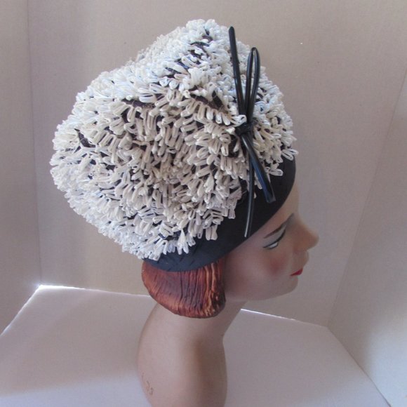 SALE Vintage 1960 Era Bubble Hat White Loops Navy Band Cain Sloan Co - Picture 4 of 10